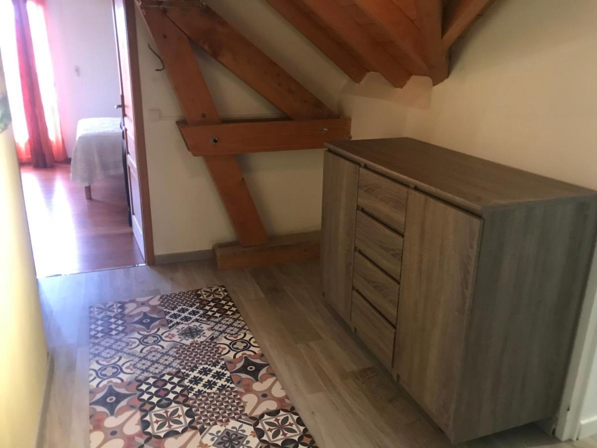 Les Gites De La Maison Bleue D'Estialescq Zewnętrze zdjęcie