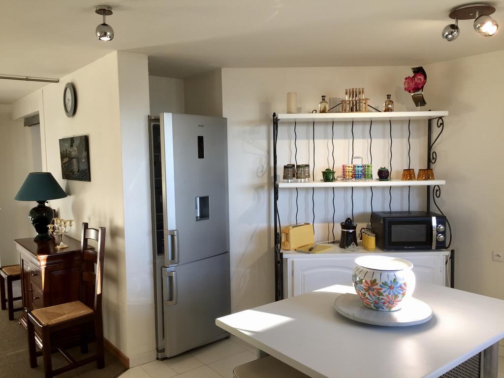 Les Gites De La Maison Bleue D'Estialescq Zewnętrze zdjęcie